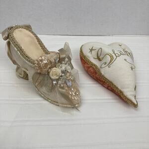 Bundle VTG Wayne Kleski Shoe Collectible Victorian & Keepsake Pink Velvet Heart